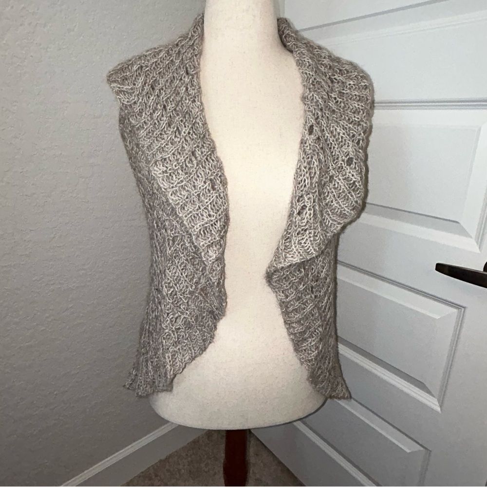 LOFT Ruffle Sleeveless Cascade Alpaca Blend Sweater Cardigan Vest